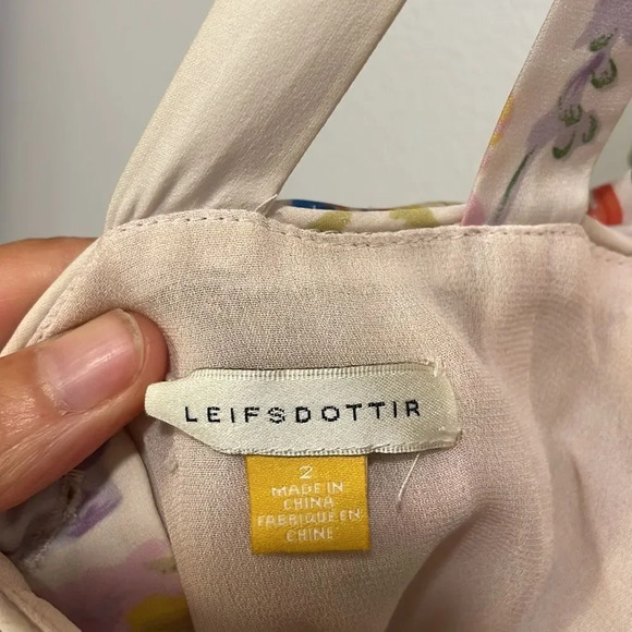 Leifsdottir woman’s silk flowered dress - Picture 11 of 14